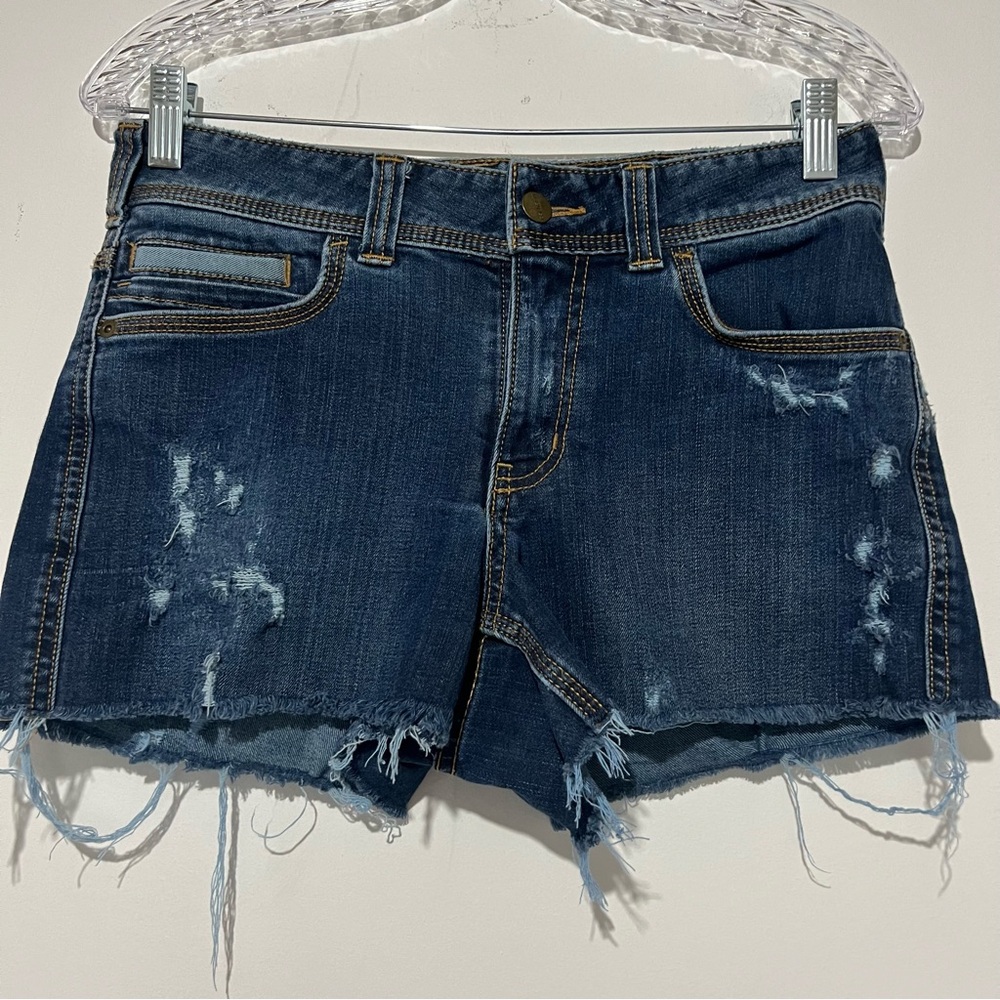 Carhartt Original Fit Denim Jean Shorts Women’s Sz 6 Dark Wash Blue Raw Hem